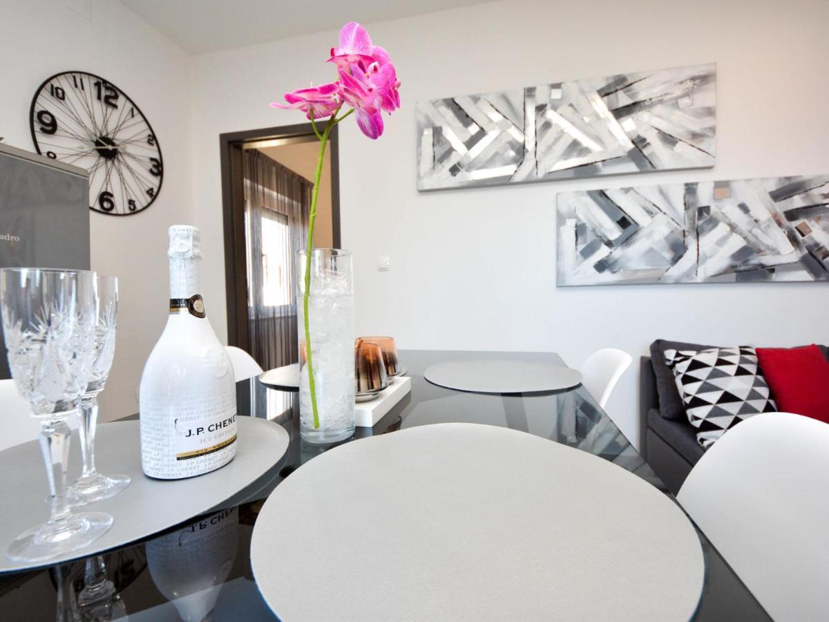 Apartment Silvija-4 By Interhome วีร์ ภายนอก รูปภาพ